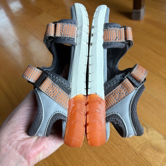 Stride Rite 360 Vinnie boys light-up sandals dark grey orange Toddler Size 8M - Picture 7 of 11
